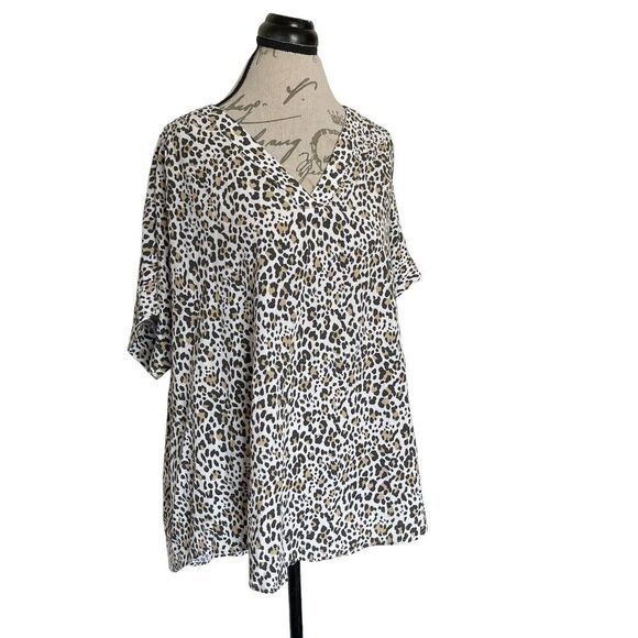 Gap Womens Blouse V Neckline Top Leopard Print Short Sleeve Plus Size XXL - Picture 2 of 12